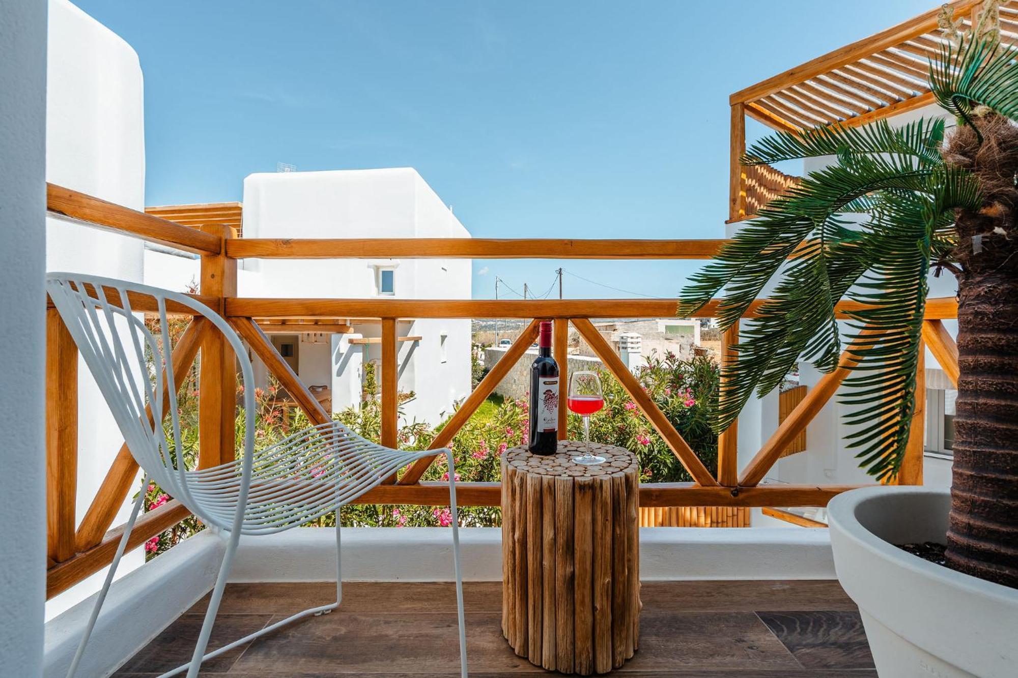 Sunday Luxury Suites Agia Anna (Naxos) Exterior foto