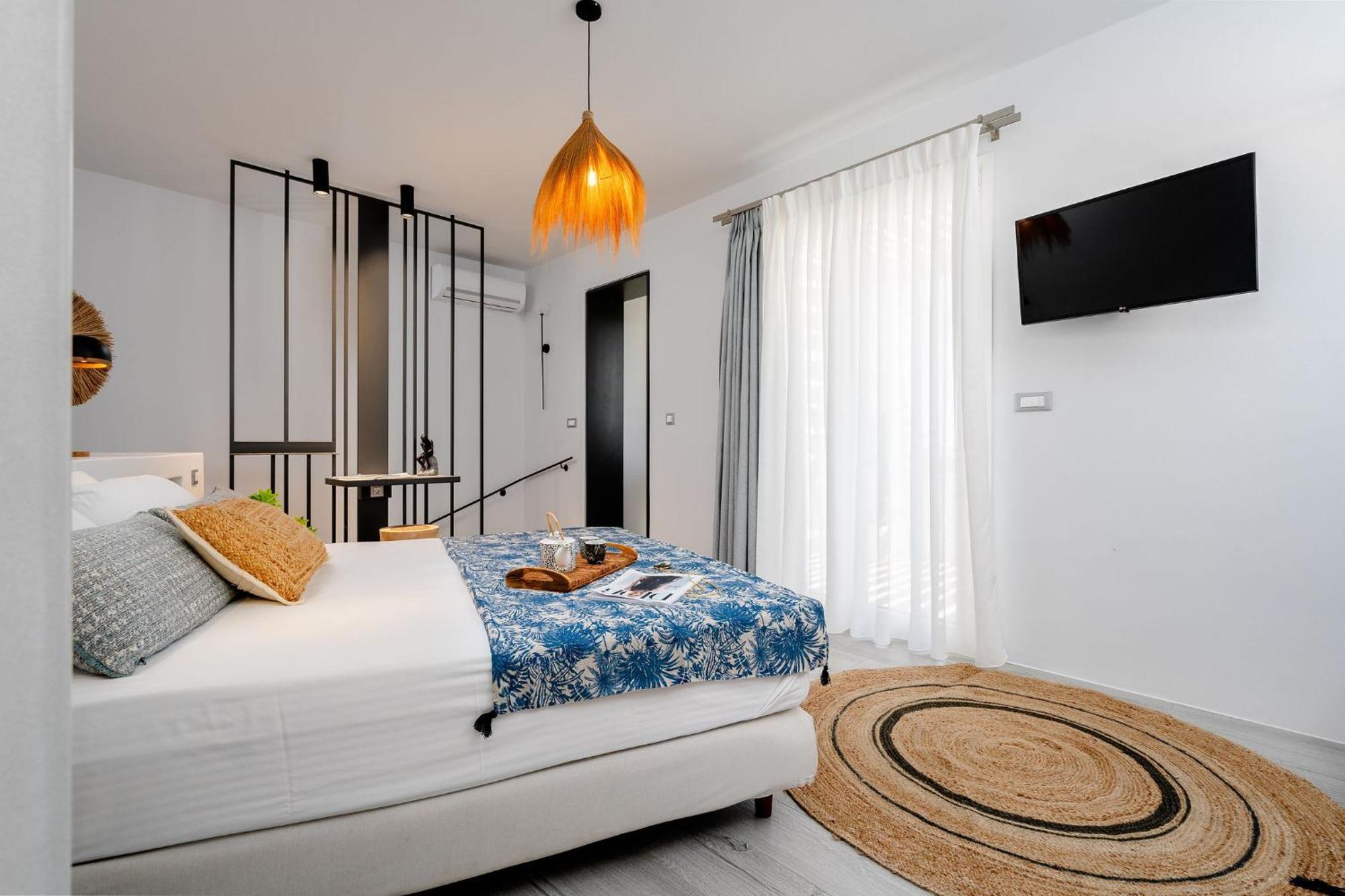 Sunday Luxury Suites Agia Anna (Naxos) Exterior foto